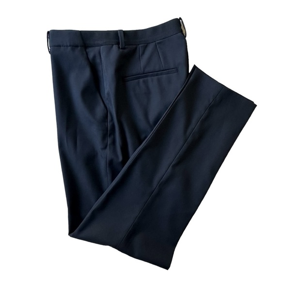 Uniqlo Pants - Uniqlo Stretch Navy Trouser Dress Pant in Size 28/29